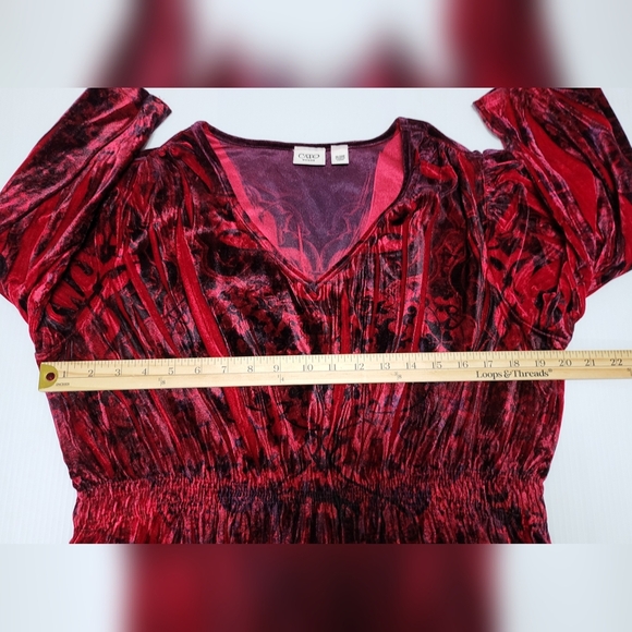 Cato Elegant Red and Black Floral Velvet Blouse Size 18/20W - Picture 8 of 8